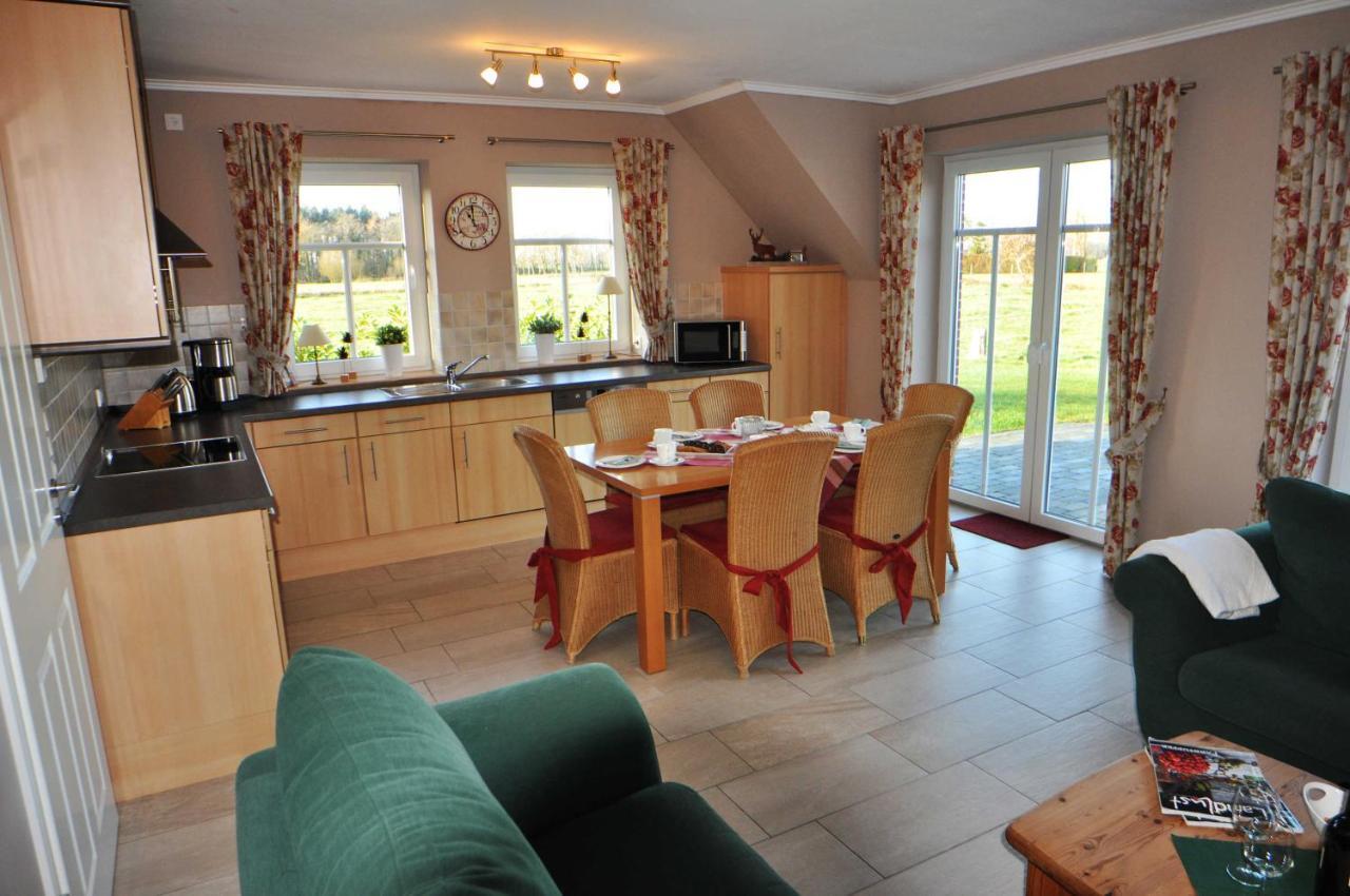 Ferienhaus Adamla, 65319 Moormerland Zewnętrze zdjęcie